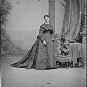 Women of the Civil War – Glamorous Portrait Photos of American Young Ladies around 1863_Ha