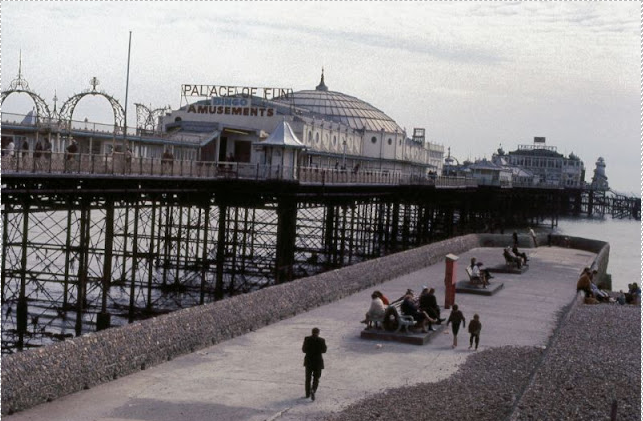 Vintage Color Snapshots of Brighton in the 1970s_teo