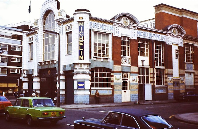 Fascinating Vintage Snapshots of London in 1978_teo