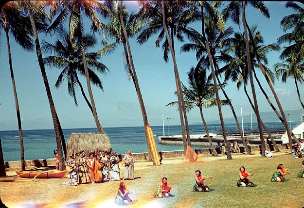 Just After WWII, Here Is What Hawaii Looked Like in the Late 1940s and Early ’50s_teo