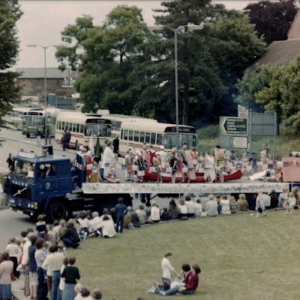 Everyday Life of Aylesbury, England in the 1980s Through Beautiful Color Photos_teo