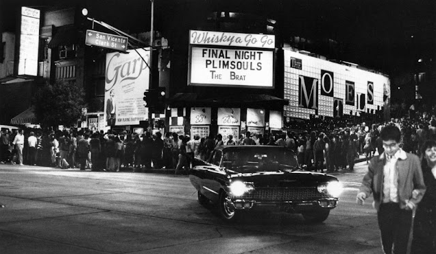 LA’s Most Iconic Music Venue: Vintage Photos Captured Scenes Outside the Whisky a Go Go in the 1960s and 1970s_teo